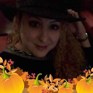 Meet your Posher, Eliza